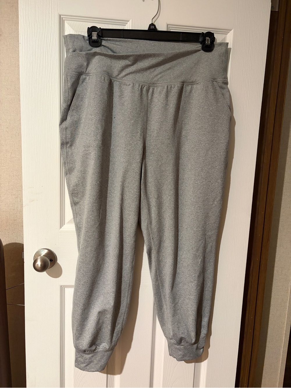 Old Navy Light Gray Pull-On Jogger Pants